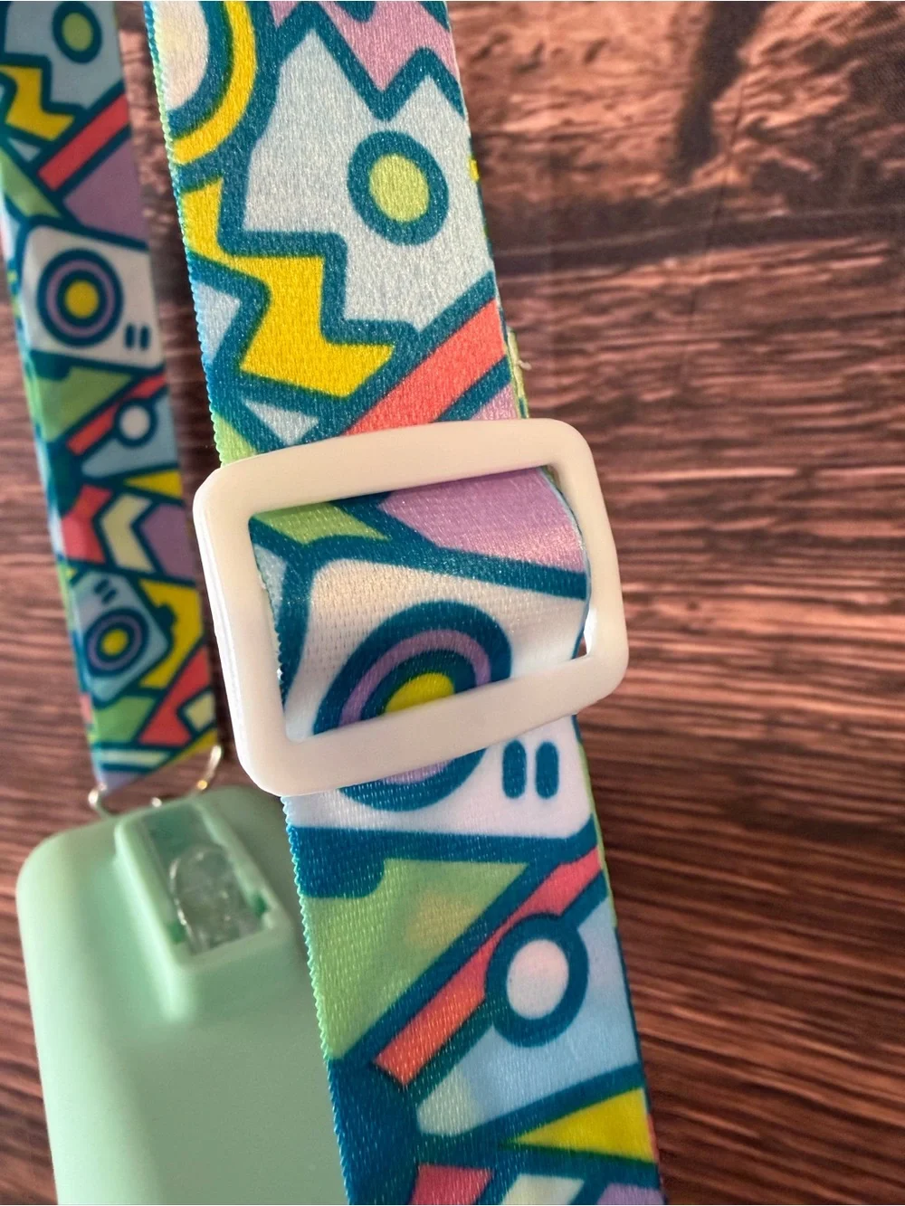 N/A stylish mint